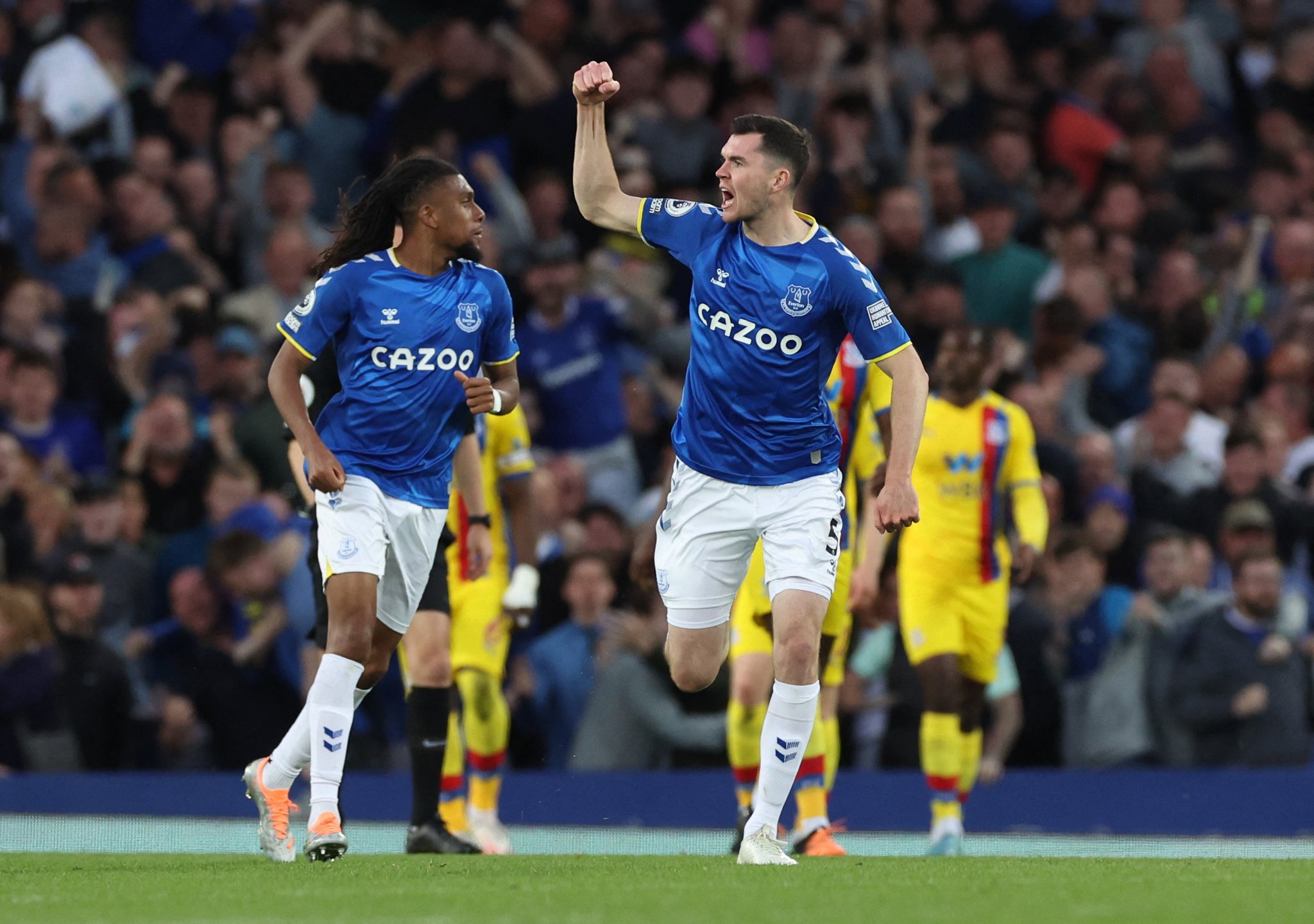 Alex Iwobi and Everton secure Premier League safety