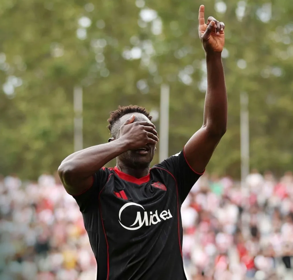 Akor Adams scores late winner for Sevilla at Vallecas