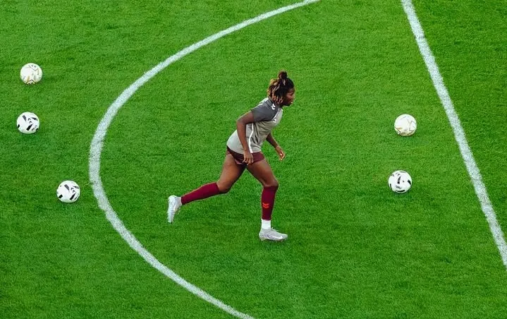 Esther Okoronkwo training after ACL recovery