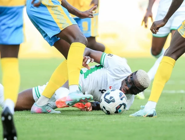 Victor Osimhen injured in Rwanda World Cup qualifiers clash.