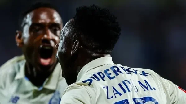 Zaidu Sanusi celebrates late goal in FC Porto’s Liga Portugal win over Arouca