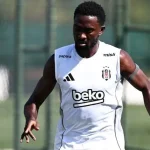 Wilfred Ndidi in Besiktas match action