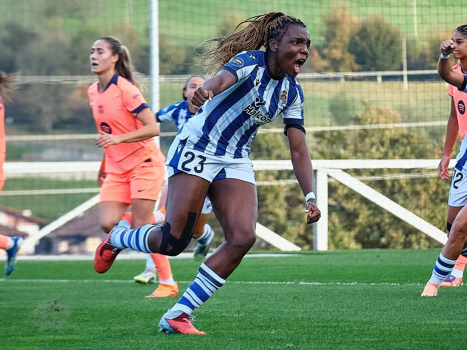 Edna Imade scores against Barcelona Women